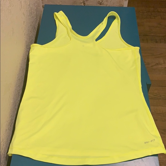 Nike Dri-Fit Tank Top - Picture 3 of 3